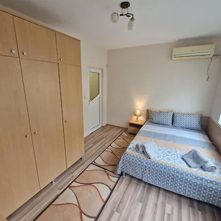 Daire Lazur Sea Garden 2 *