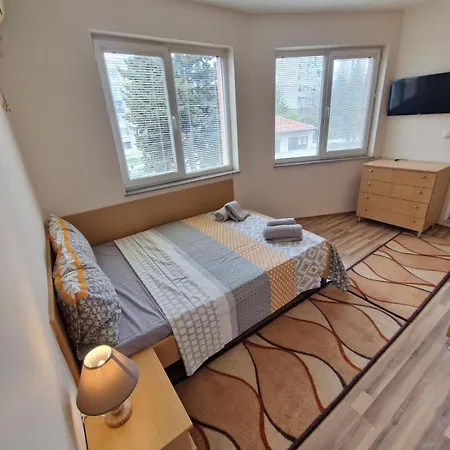 Lazur Sea Garden 2 * Burgas