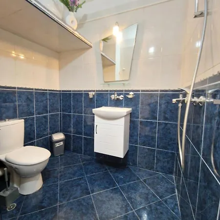 Lazur Sea Garden 2 Apartment *